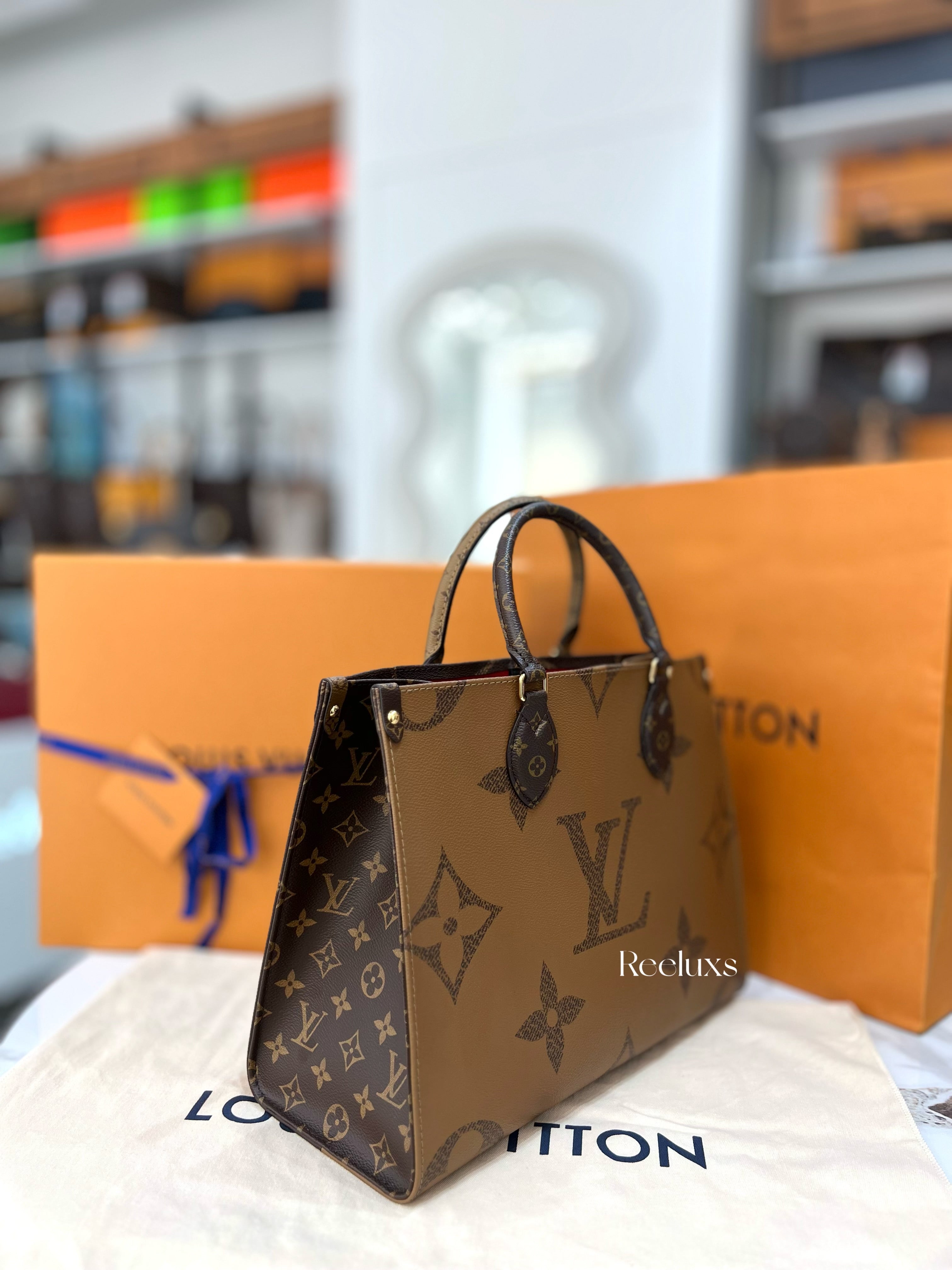 LOUIS VUITTON LV OnTheGo MM Monogram Canvas Handbag