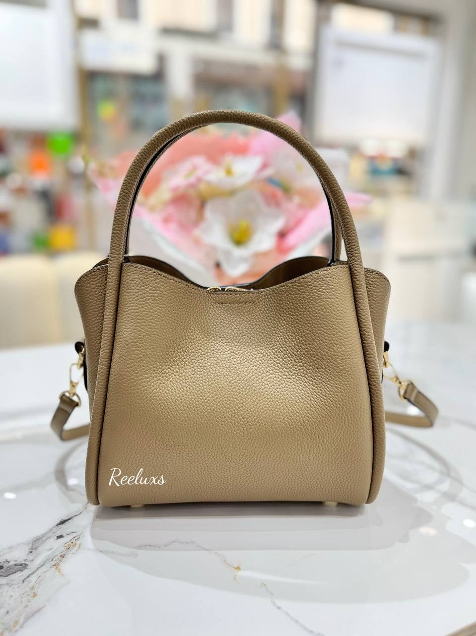 (Unused) VINSON CANDICE Besslynn Hand Bag