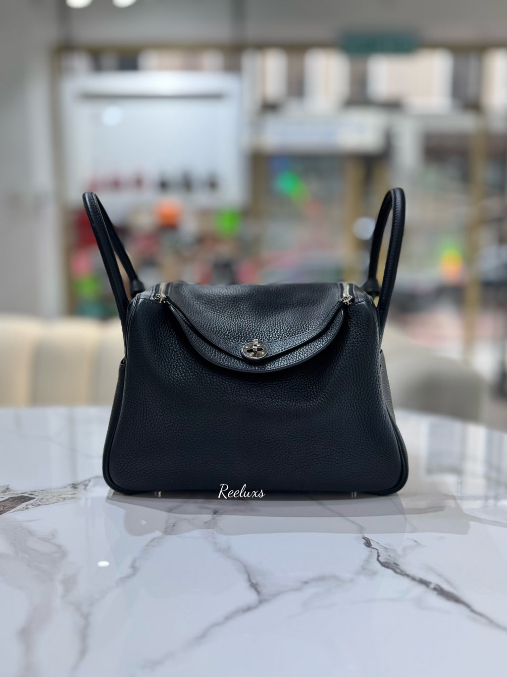 HERMES Lindy 30 Palladium Shoulder Bag