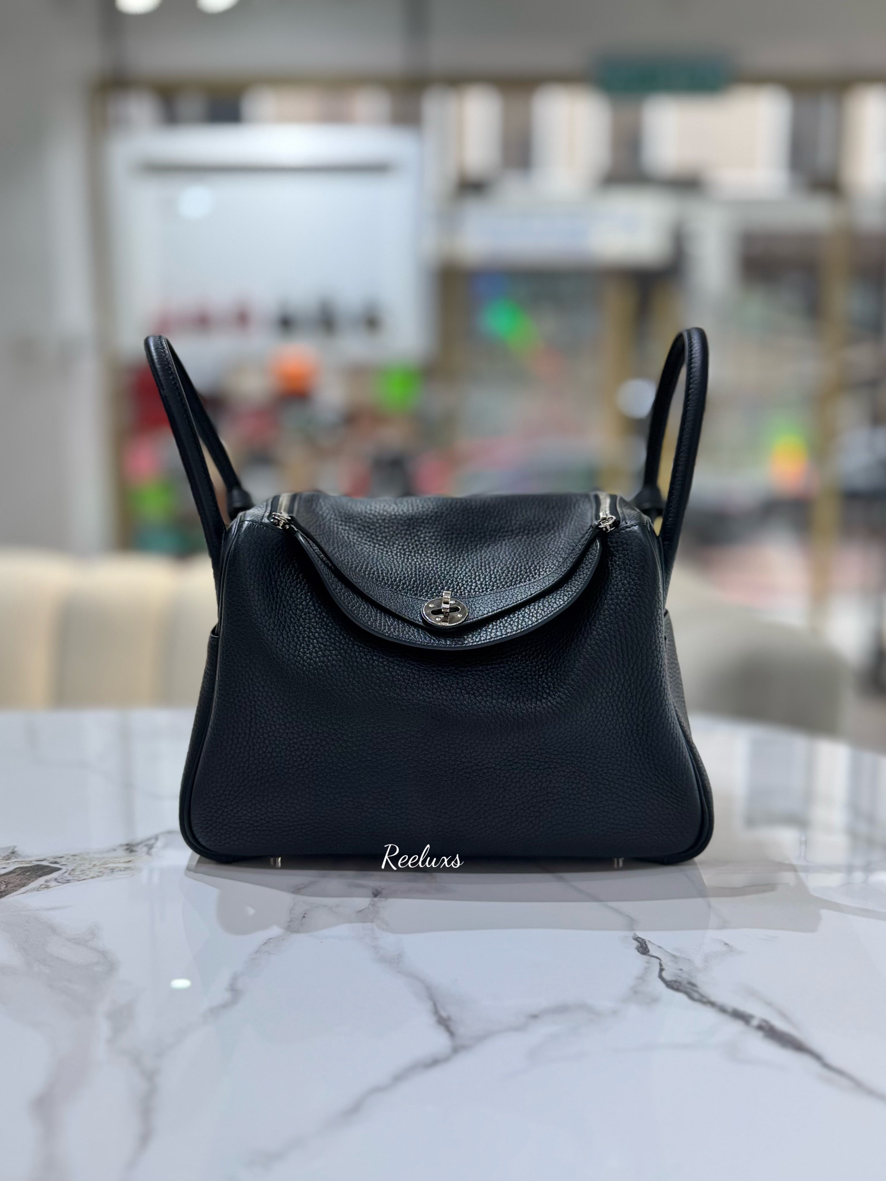 HERMES Lindy 30 Palladium Shoulder Bag