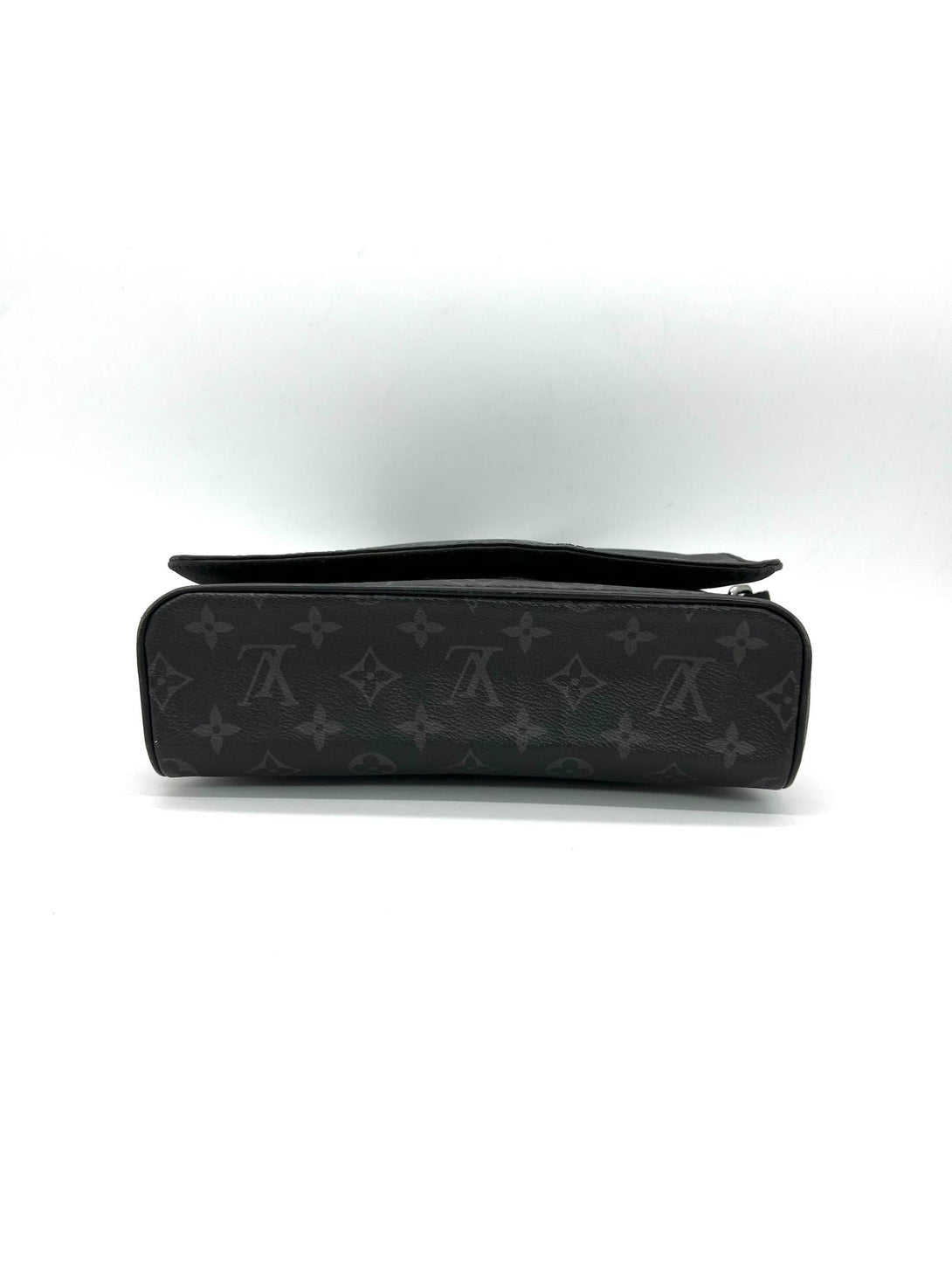 LOUIS VUITTON District PM Shoulder Bag Monogram Eclipse - Reeluxs 