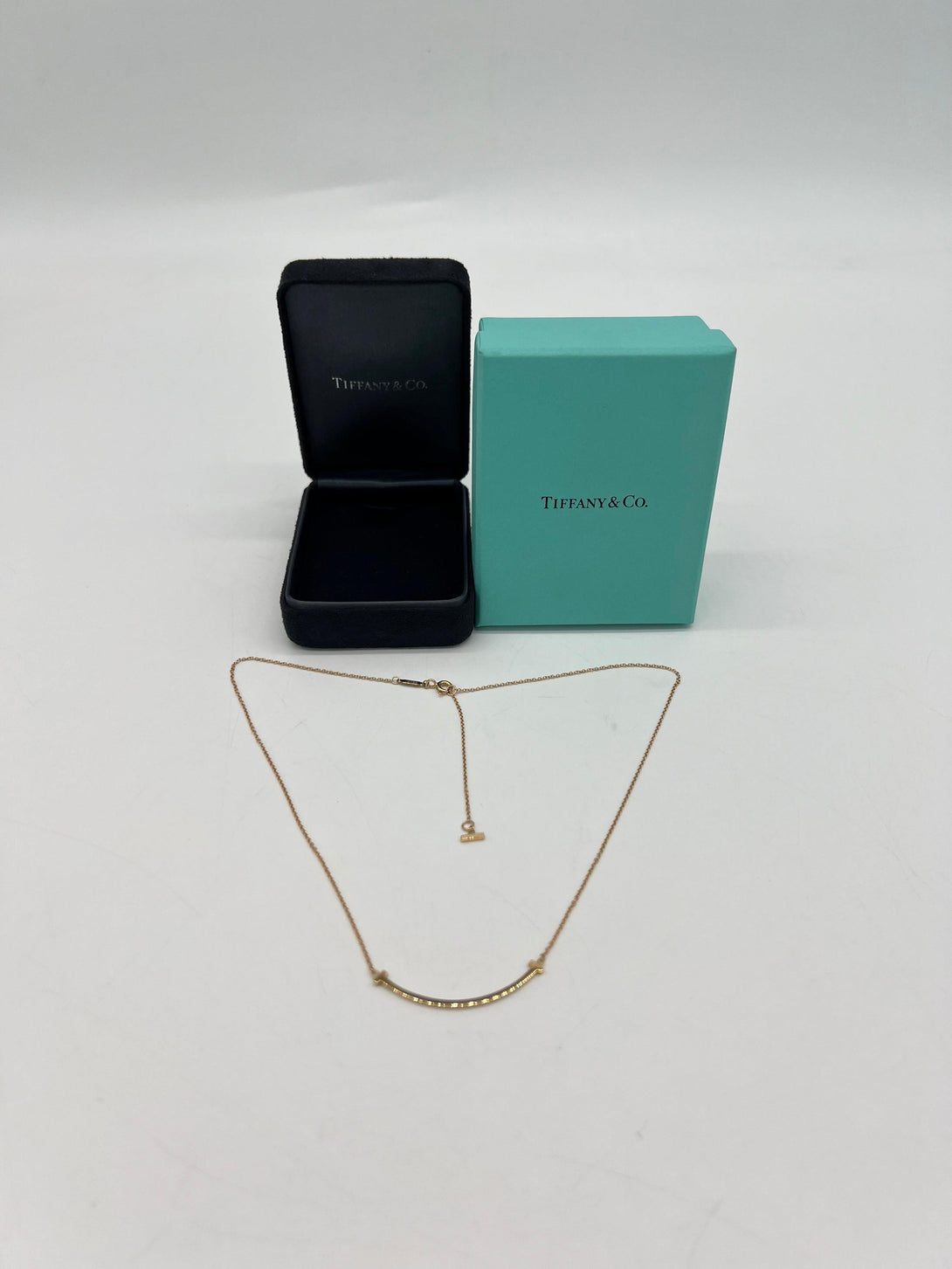 TIFFANY 18K Rose Gold Small T Smile Pendant Necklace - Reeluxs 