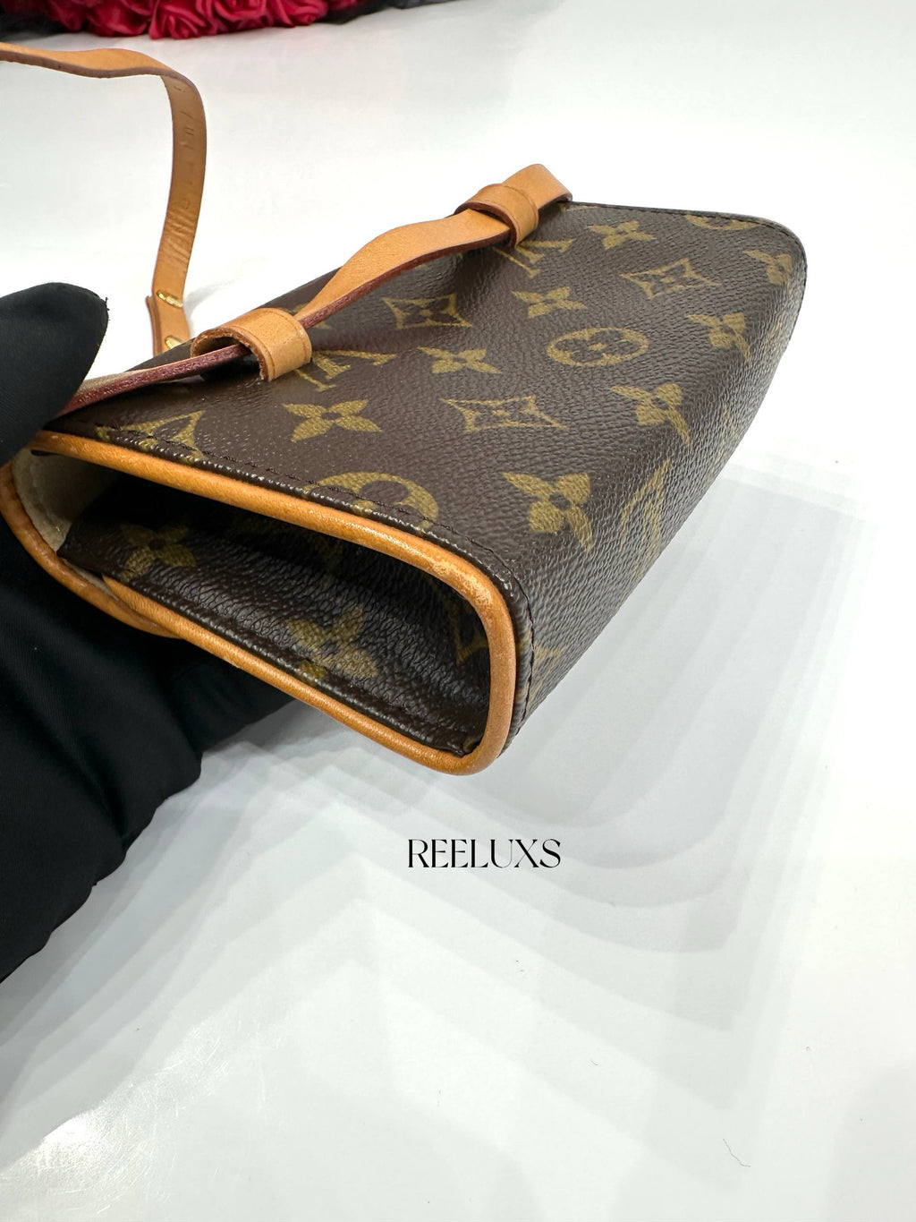 LOUIS VUITTON Monogram Pochette Florentine Waist Bag