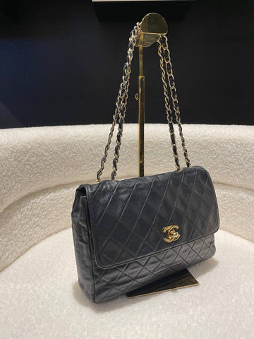 CHANEL LAMBSKIN CLASSIC FLAP SHOULDER BAG