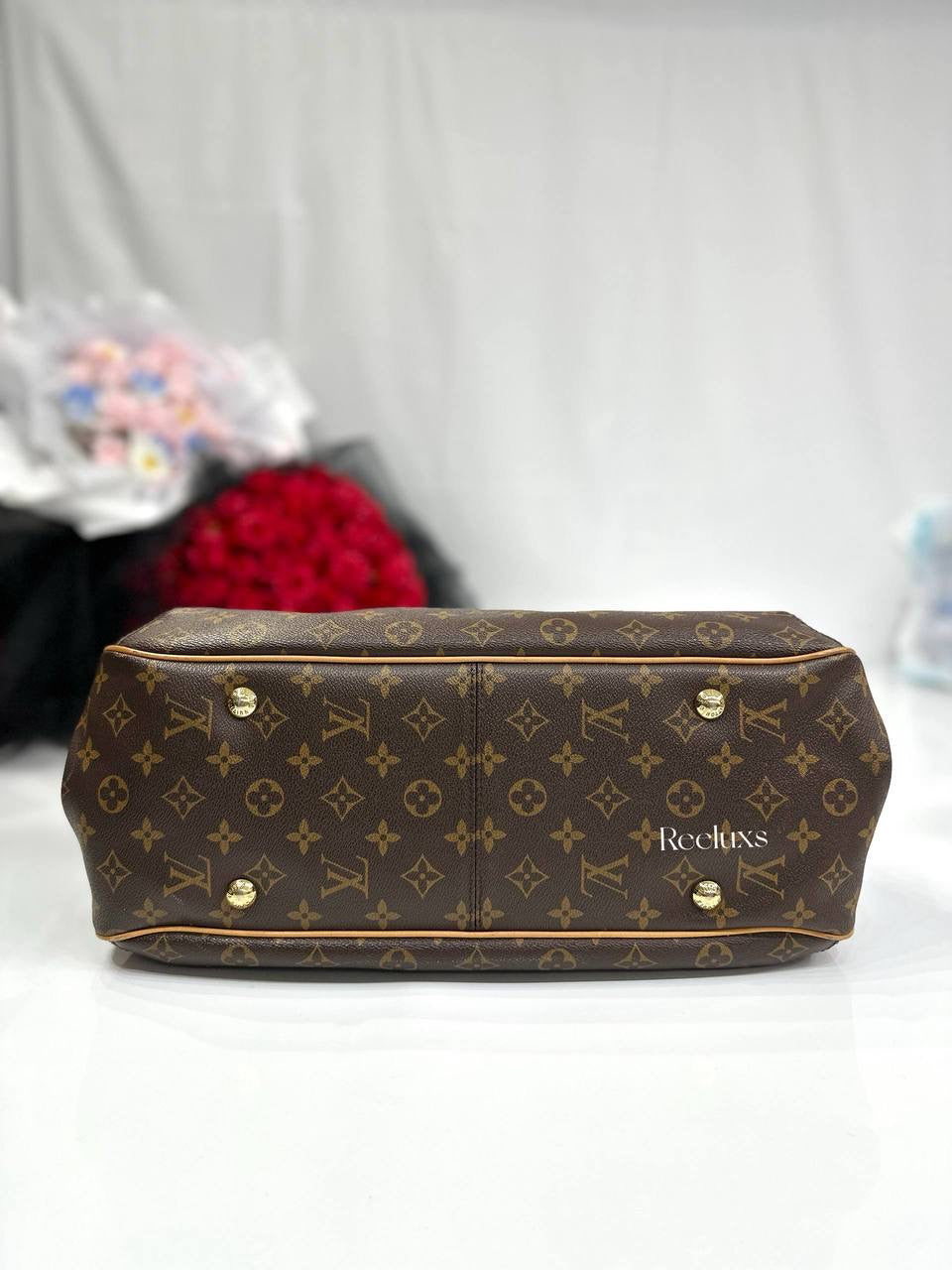LOUIS VUITTON LV Griet Handbag Monogram Canvas
