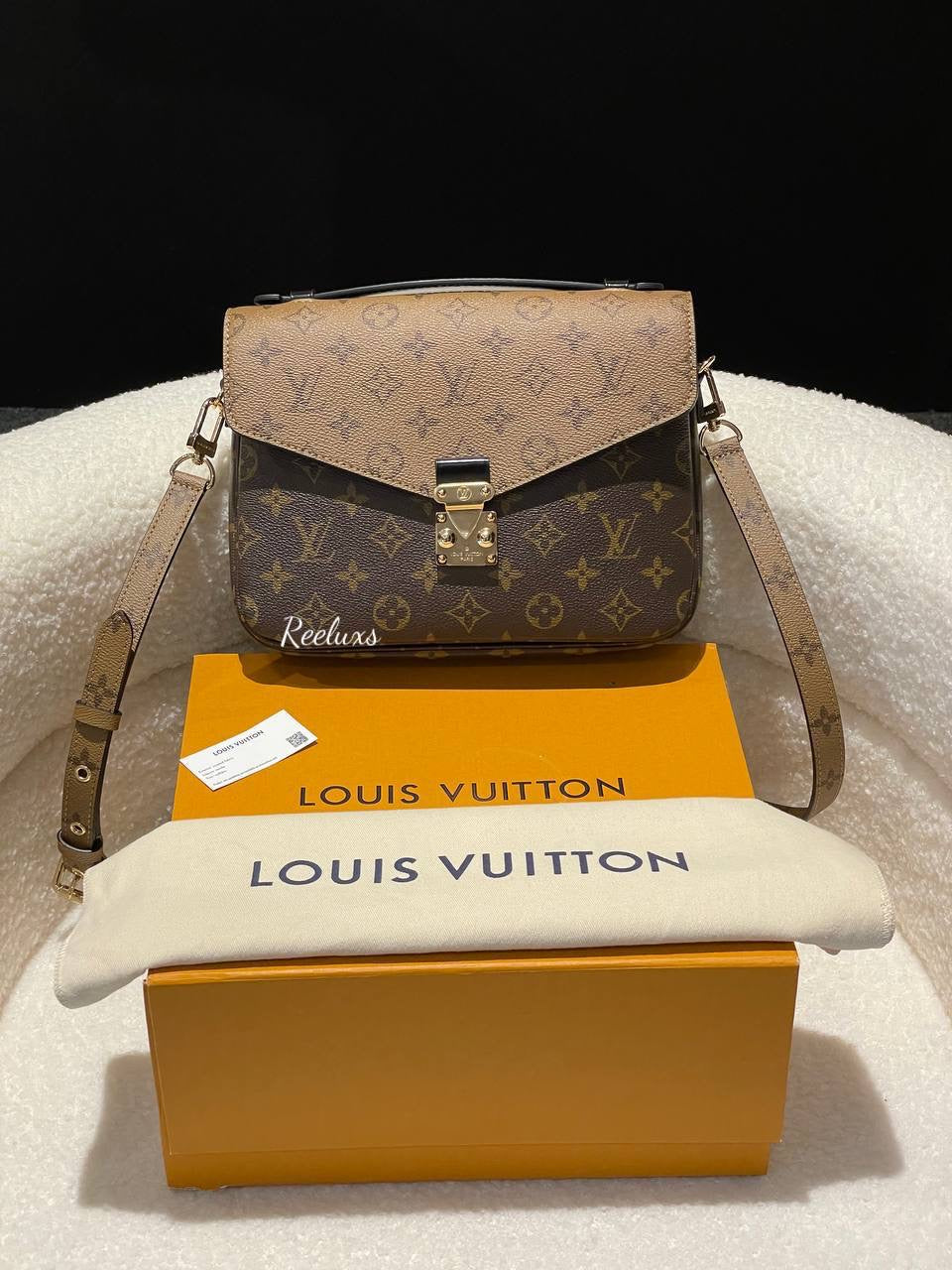FULL SET LOUIS VUITTON LV NFC  Pochette Metis MM Monogram Shoulder Bag