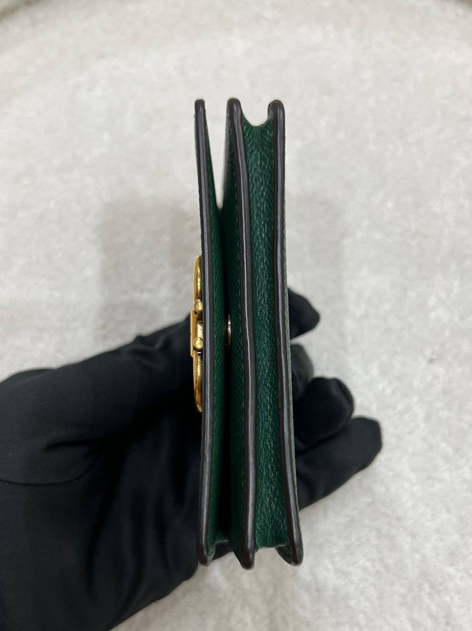 FERRAGAMO Fullset Gancini Compact Wallet In Green