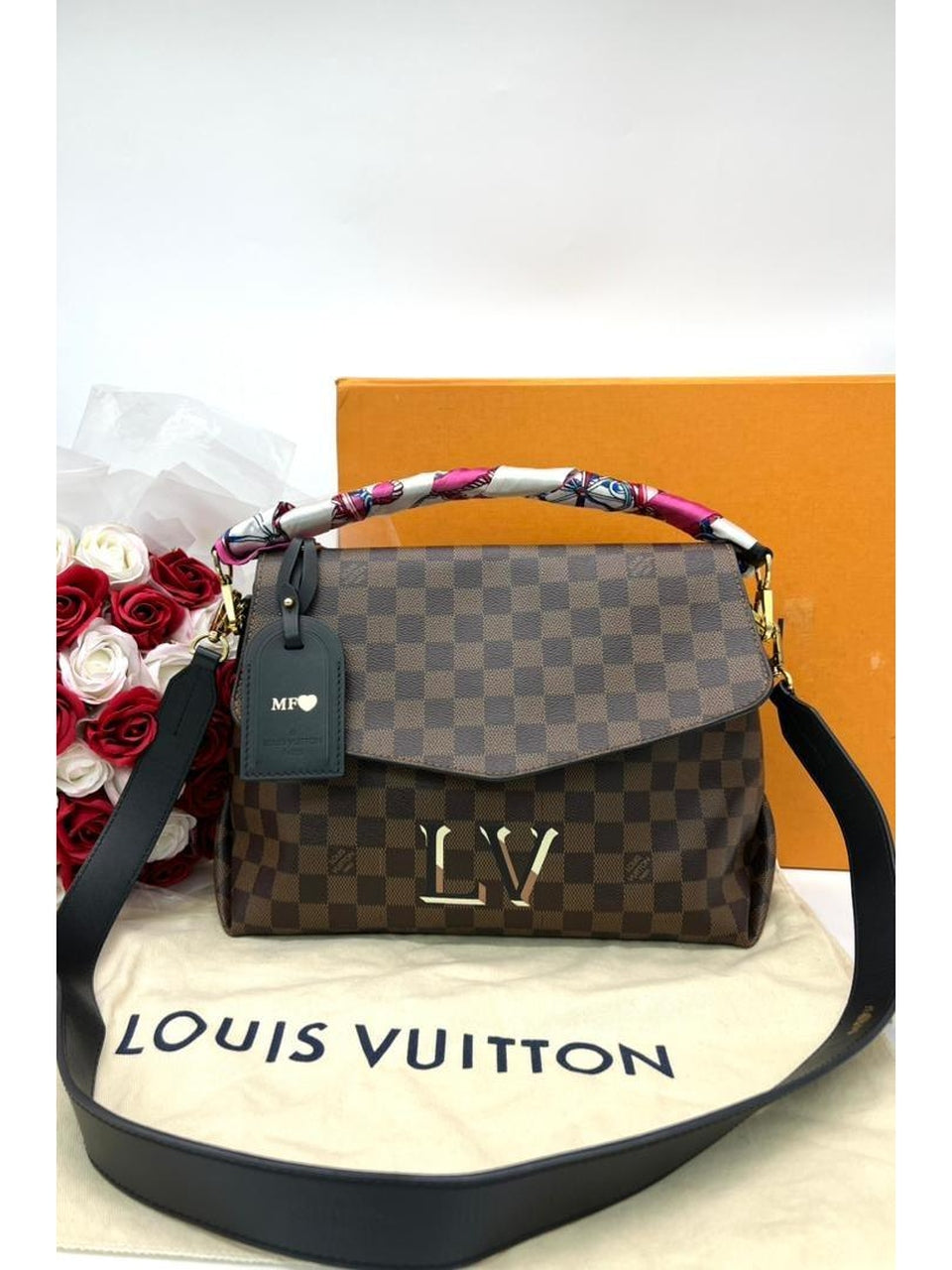 LOUIS VUITTON Damier Ebene Beaubourg Shoulder Bag - Reeluxs 