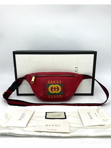 GUCCI Belt Bag in Red - Reeluxs 