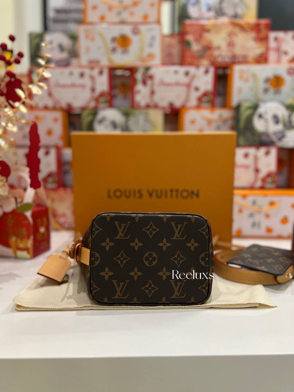 LOUIS VUITTON All in BB Monogram Handbag