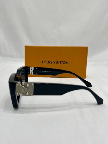 LOUIS VUITTON LV Match Sunglasses