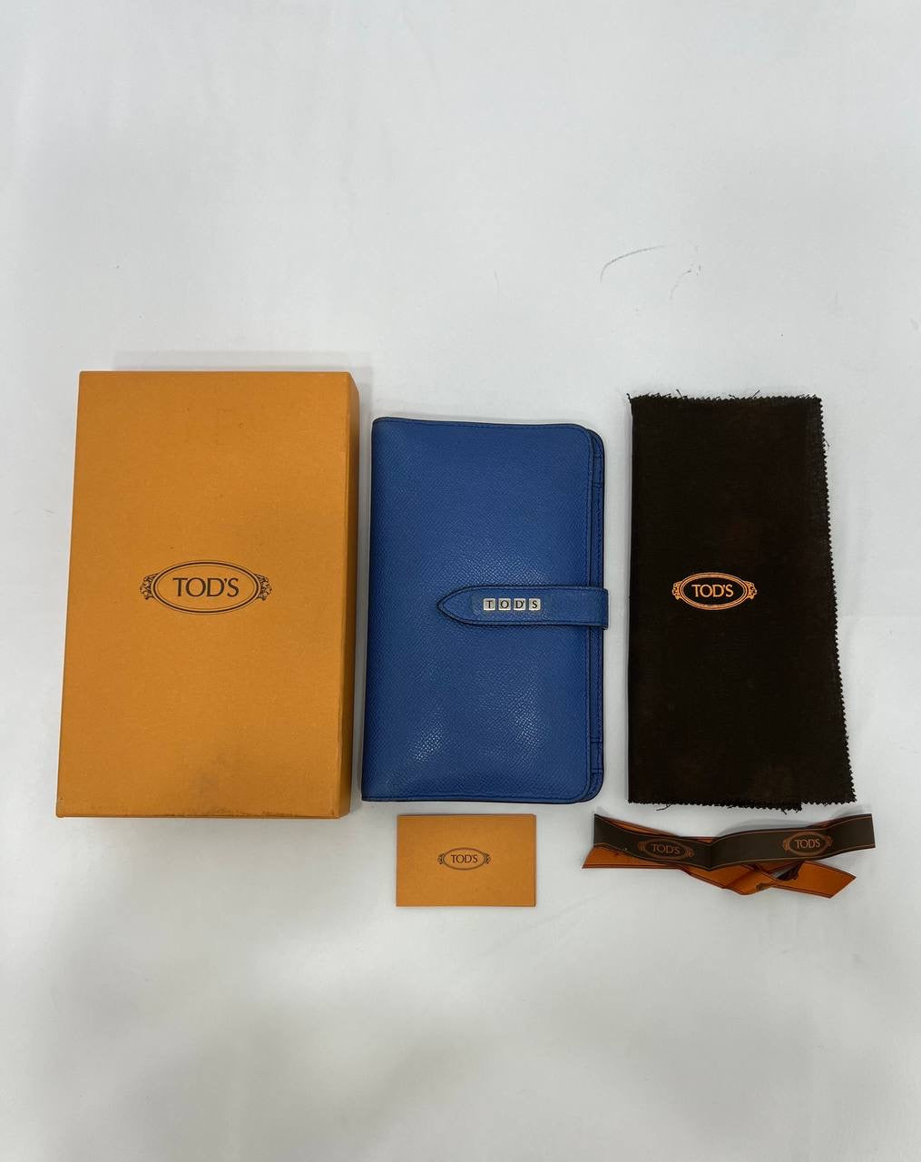 TOD'S Passport Holder