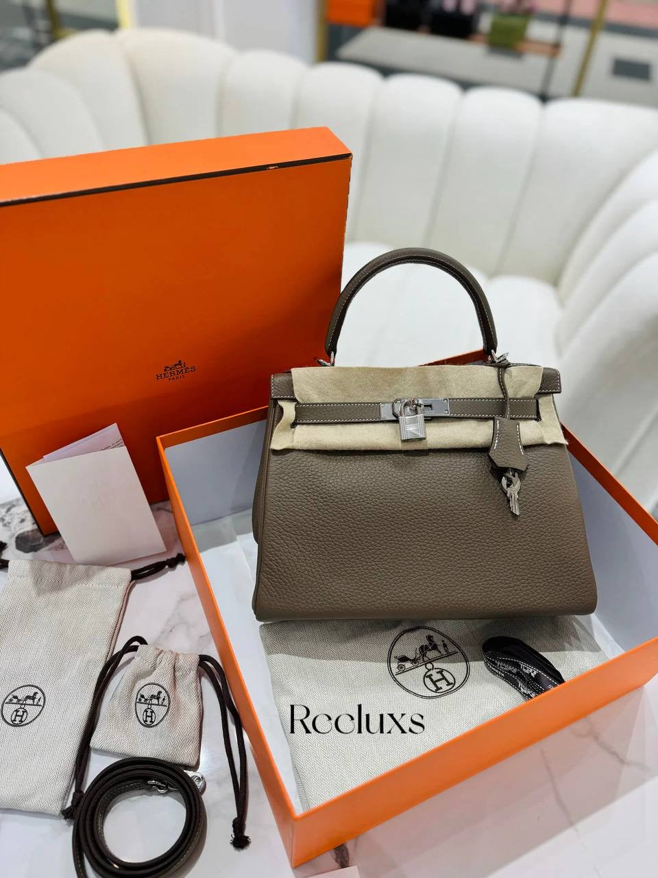 HERMES Kelly 28 ( PHW ) Handbag 2024 Unworn Full Set