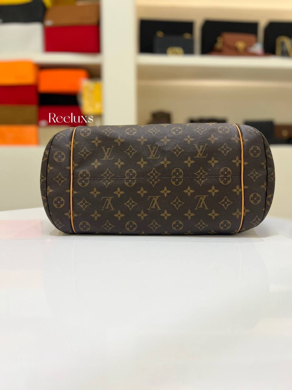 LOUIS VUITTON LV Totally MM Monogram Bag