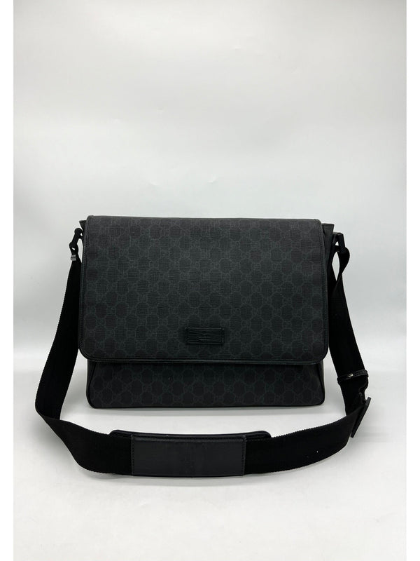 GUCCI Black GG Supreme Canvas and Leather Flap Messenger Bag - Reeluxs 