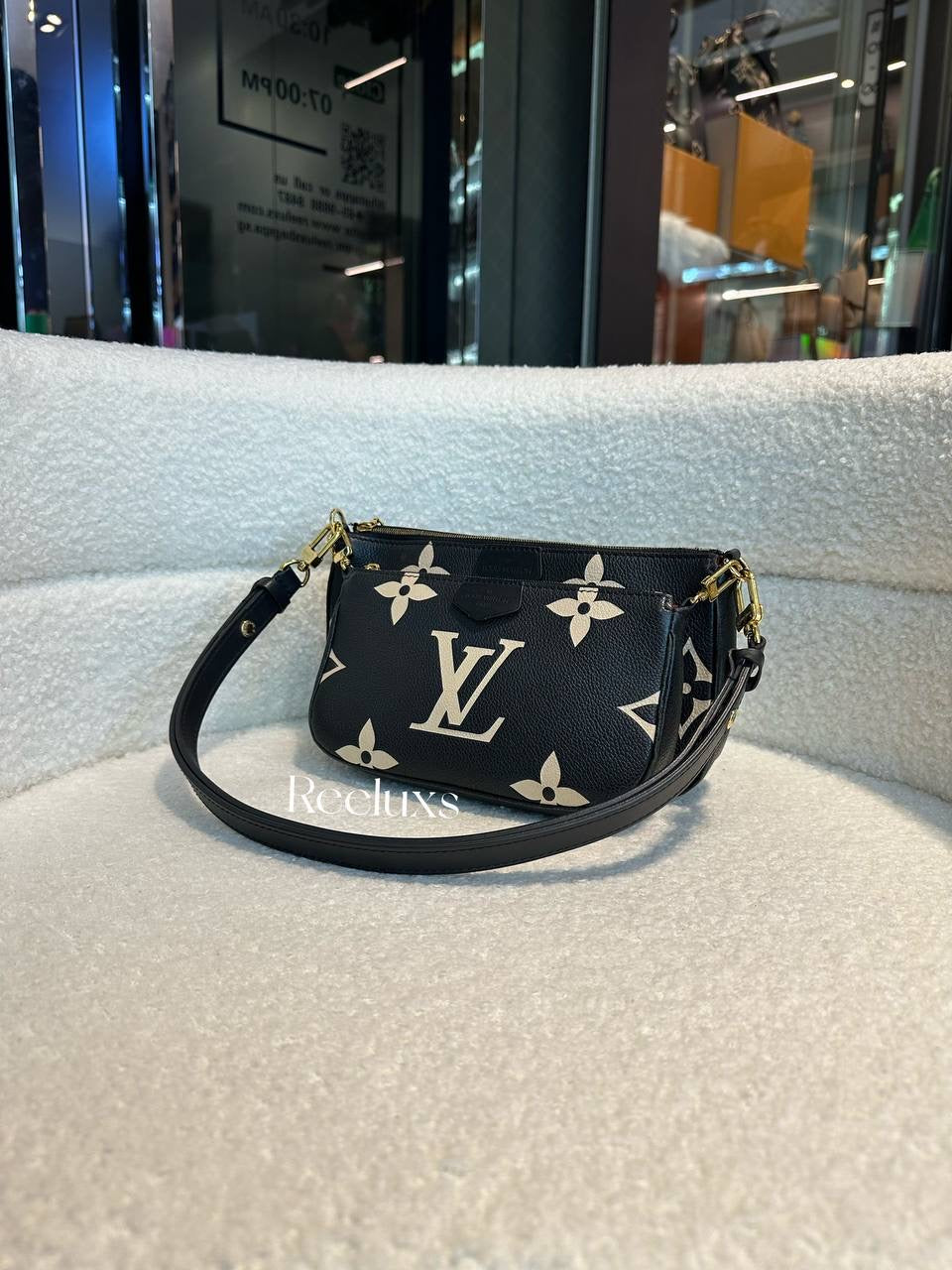 LOUIS VUITTON LV Multi Pochette ACCESSOIRES