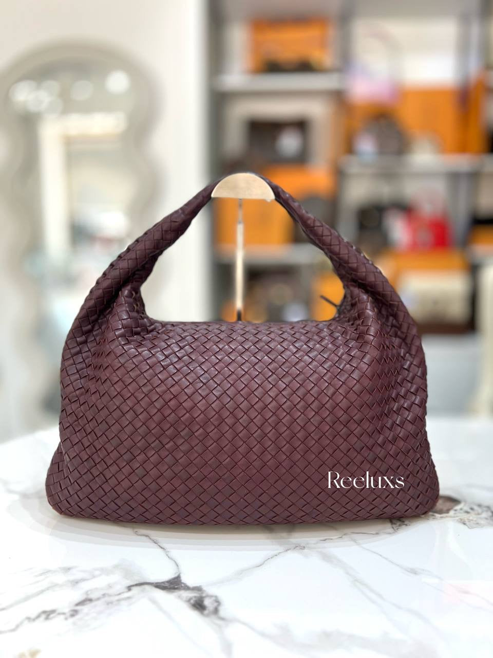 BOTTEGA VENETA Burgundy Intrecciato Hobo Shoulder Bag