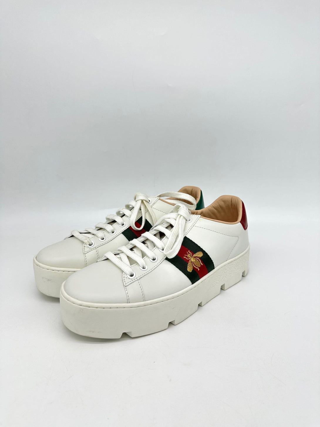 GUCCI White Leather Embroidered Bee Ace Platform Sneakers Size 39 - Reeluxs 