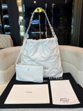 White Chanel 22 Handbag - HOBO BAG