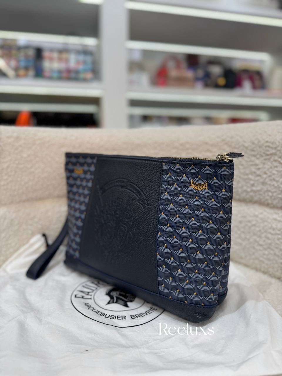 Fauré Le Page Carry On 21 Pouch