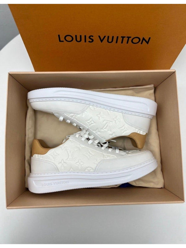 Louis Vuitton White Monogram Beverly Hills Sneaker Shoe Size 9 - Reeluxs 