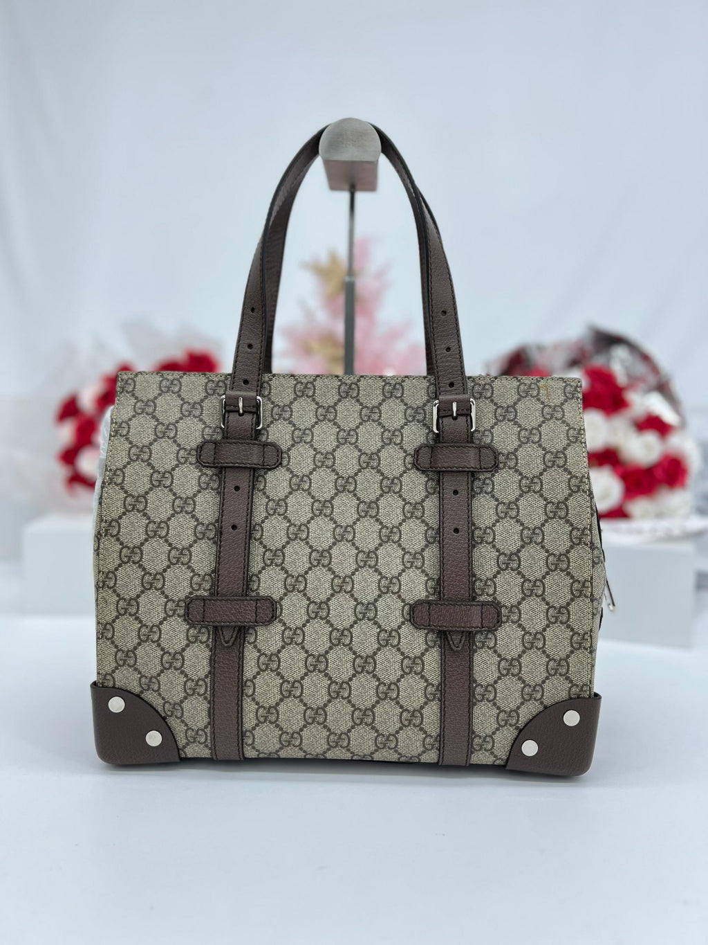 GUCCI
GG Supreme Canvas Tote Bag - Reeluxs 