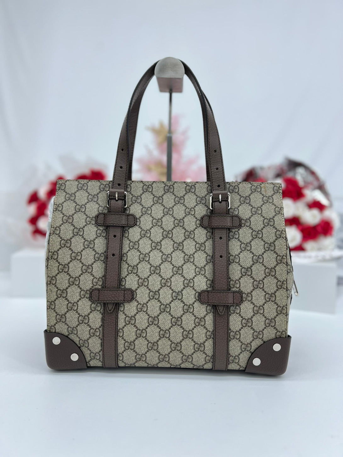 GUCCI
GG Supreme Canvas Tote Bag - Reeluxs 