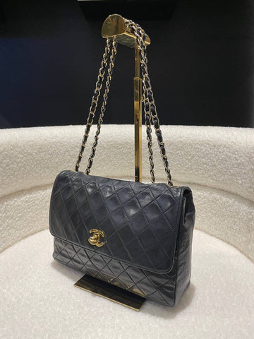 CHANEL LAMBSKIN CLASSIC FLAP SHOULDER BAG