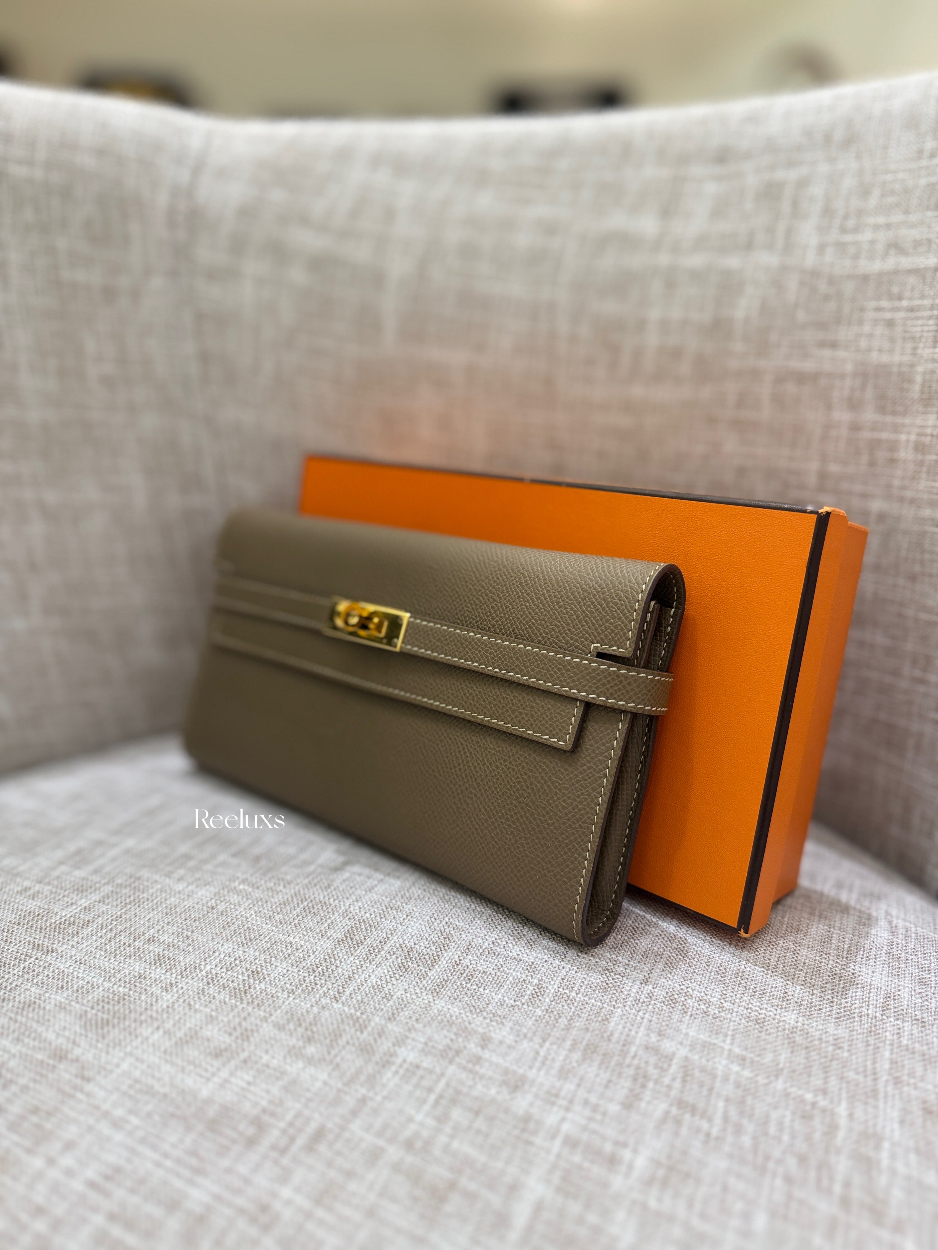 HERMÈS KELLY Classic To Go Wallet In The Shade Etoupe