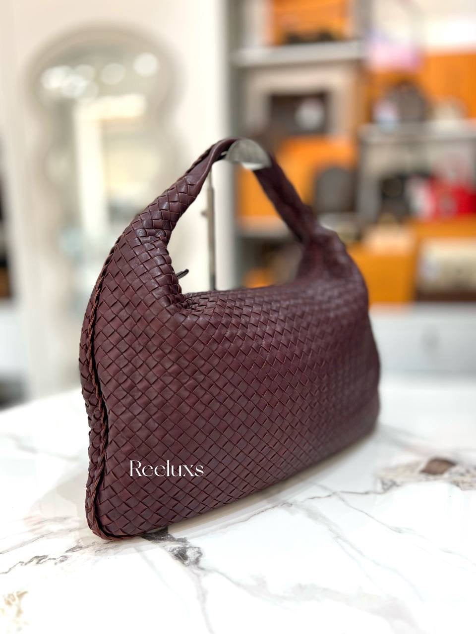 BOTTEGA VENETA Burgundy Intrecciato Hobo Shoulder Bag
