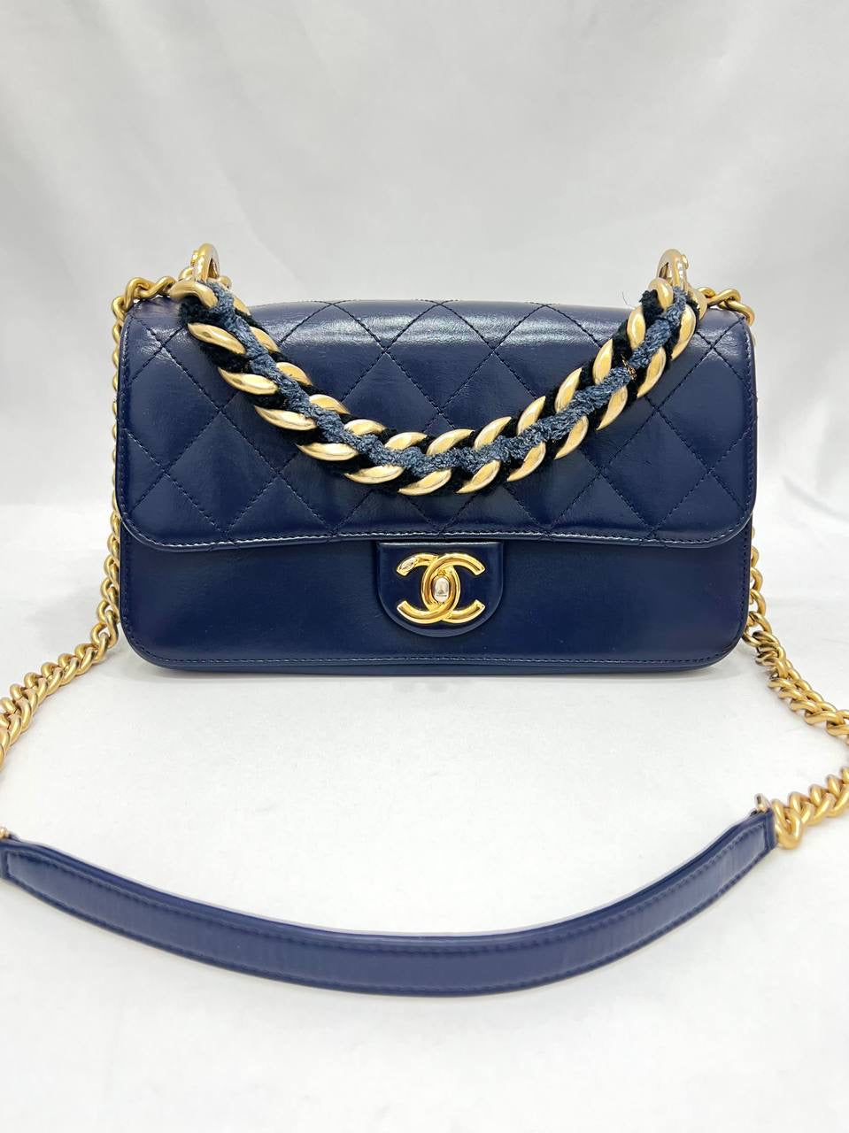 CHANEL Navy Blue Quilted Leather Cosmopolite Straight Line Flap