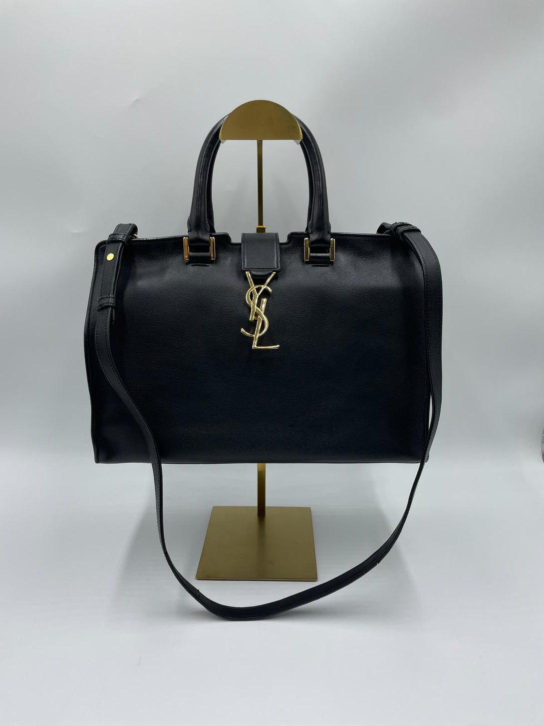 YVES SAINT LAURENT BLACK SMOOTH CALFSKIN SMALL CABAS CHYE MONOGRAM - Reeluxs 