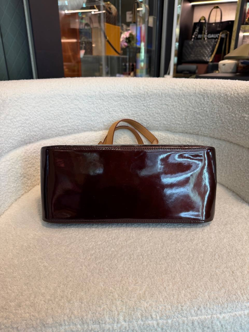 Louis Vuitton Rosewood Avenue shoulder bag in Amarante Monogram