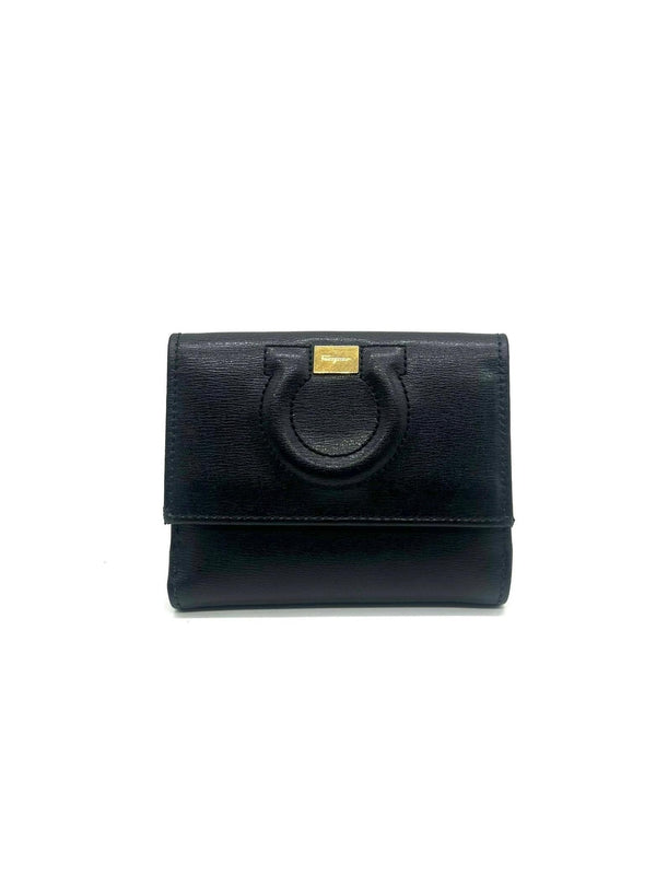 Salvatore Ferragamo Black Gancio Embossed Leather Flap Compact Wallet - Reeluxs 