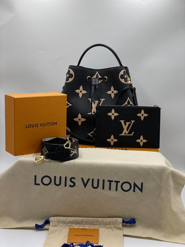 LOUIS VUITT 2023 NFC Black NeoNoe MM include extra shoulder strap For Lady Shoulder Bag - Full Set - Reeluxs 