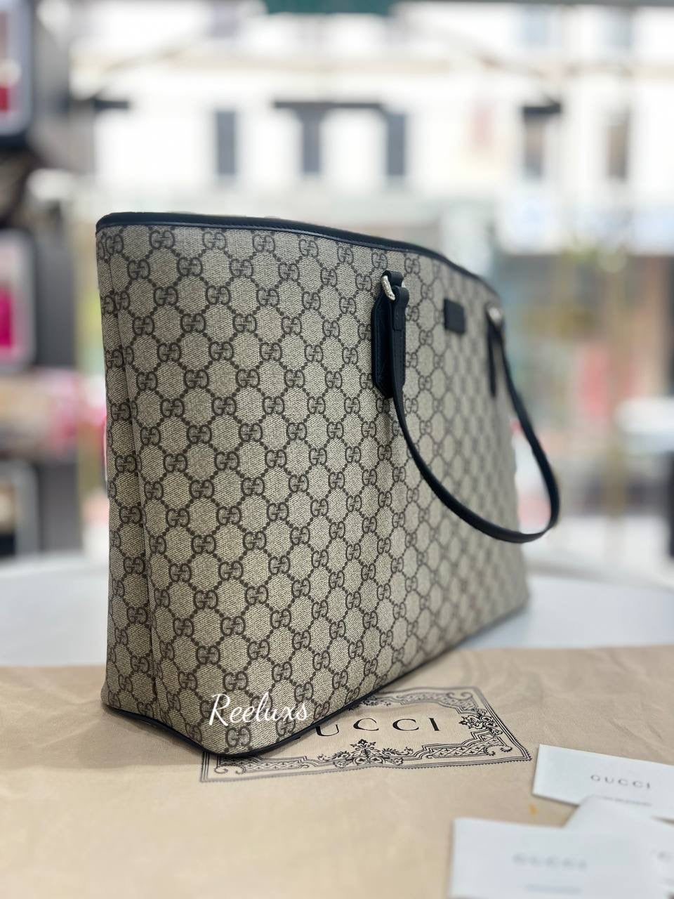 GUCCI  GG Superme Tote Bag