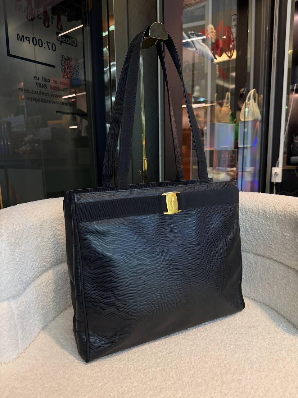 Salvatore Ferragamo Black Leather Vara Tote bag