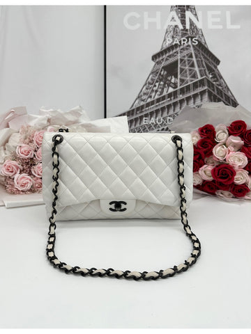 CHANEL Classic Jumbo Double Flap Bag - Reeluxs 