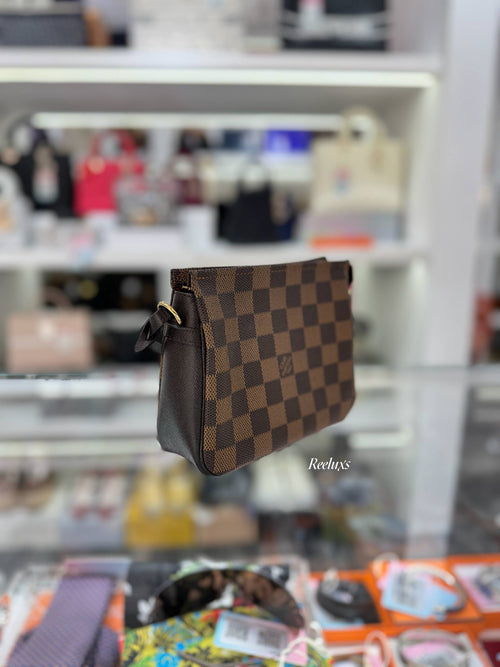 LOUIS VUITTON Damier Ebene Trousse Makeup Bag