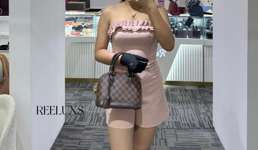 LOUIS VUITTON LV Alma BB Damier Ébène canvas