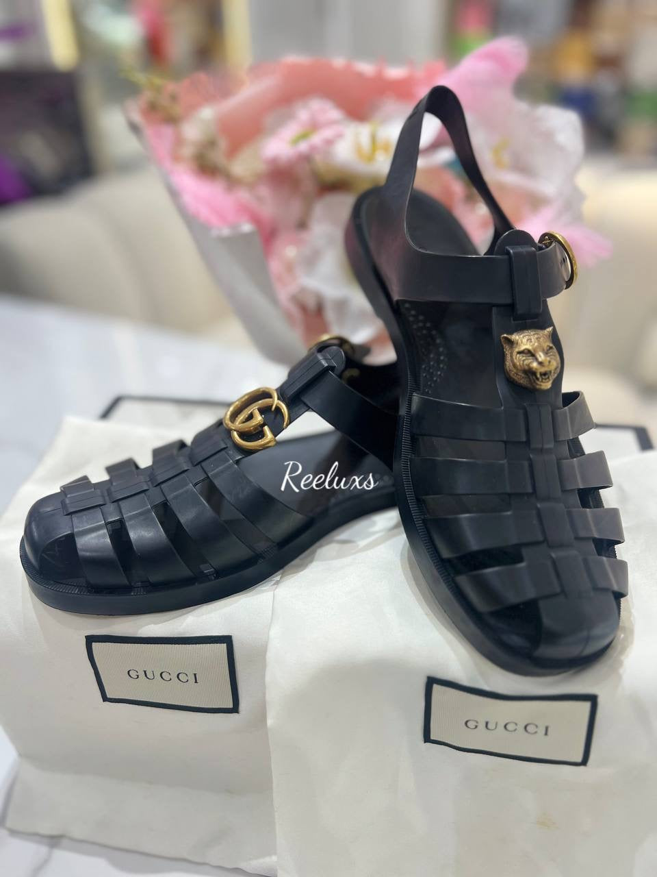 GUCCI Rubber Man Buckle Strap Sandals