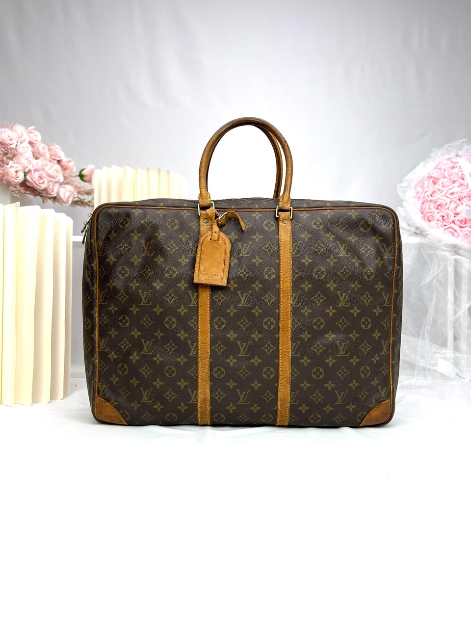 LOUIS VUITTON Monogram Sirius 50 Boston Bag - Reeluxs 