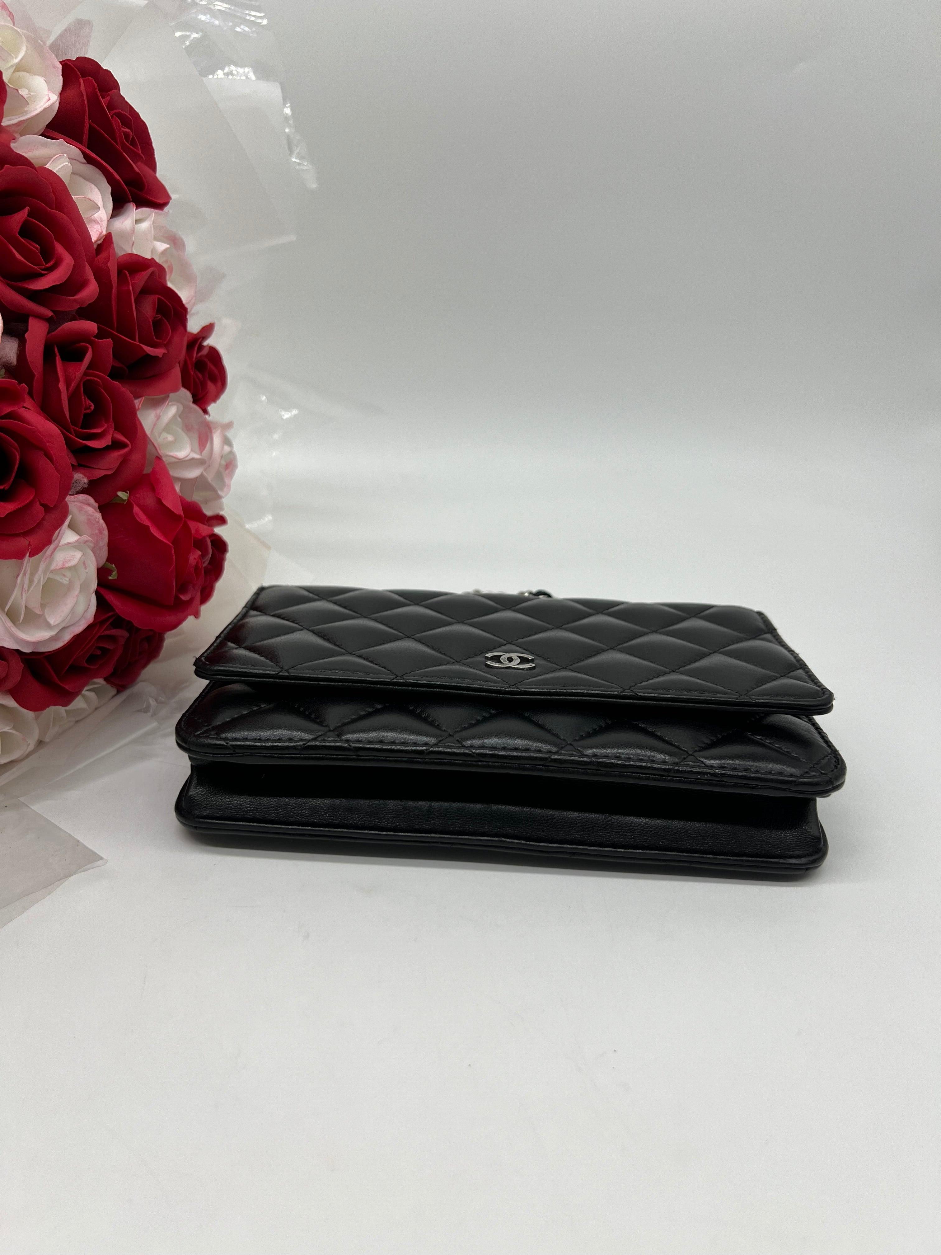 CHANEL Black Lambskin Wallet on Chain - Reeluxs 