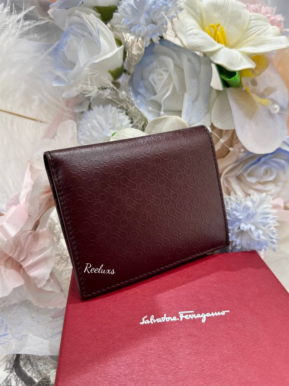 SALVATORE FERRAGAMO Embossed Gancini Wine Leather Bifold Wallet