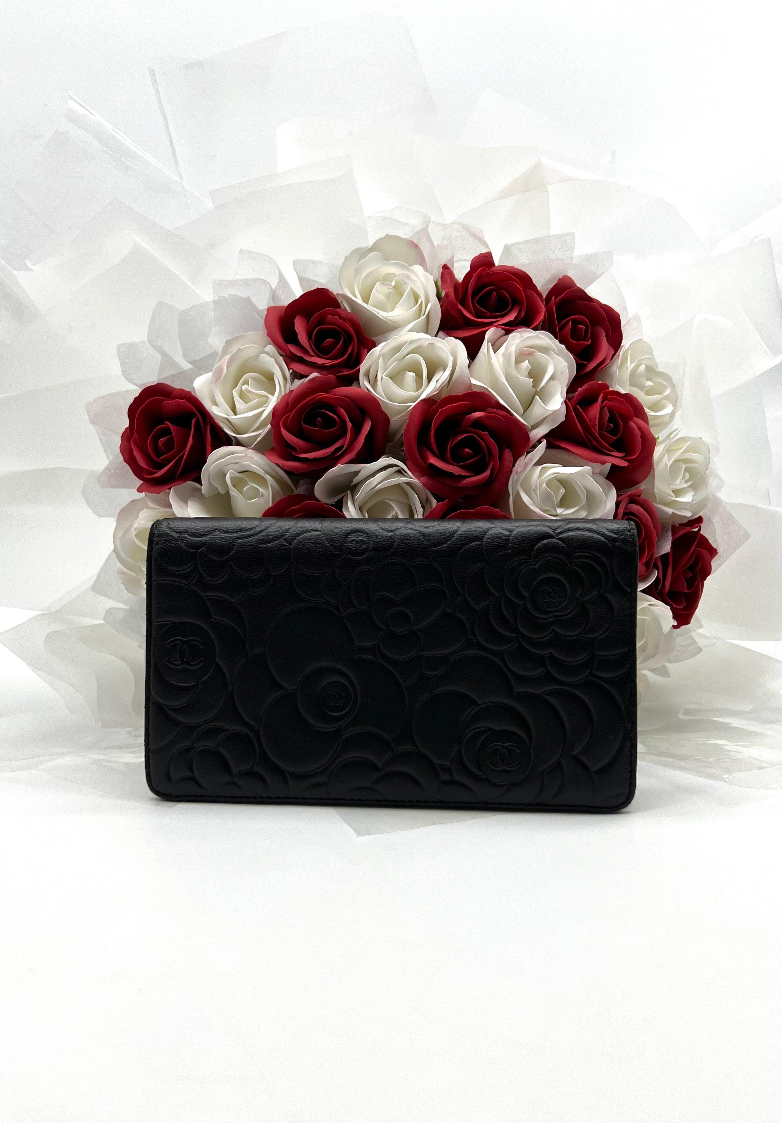 Chanel Black Camellia Embossed Leather Yen Continental Wallet - Reeluxs 