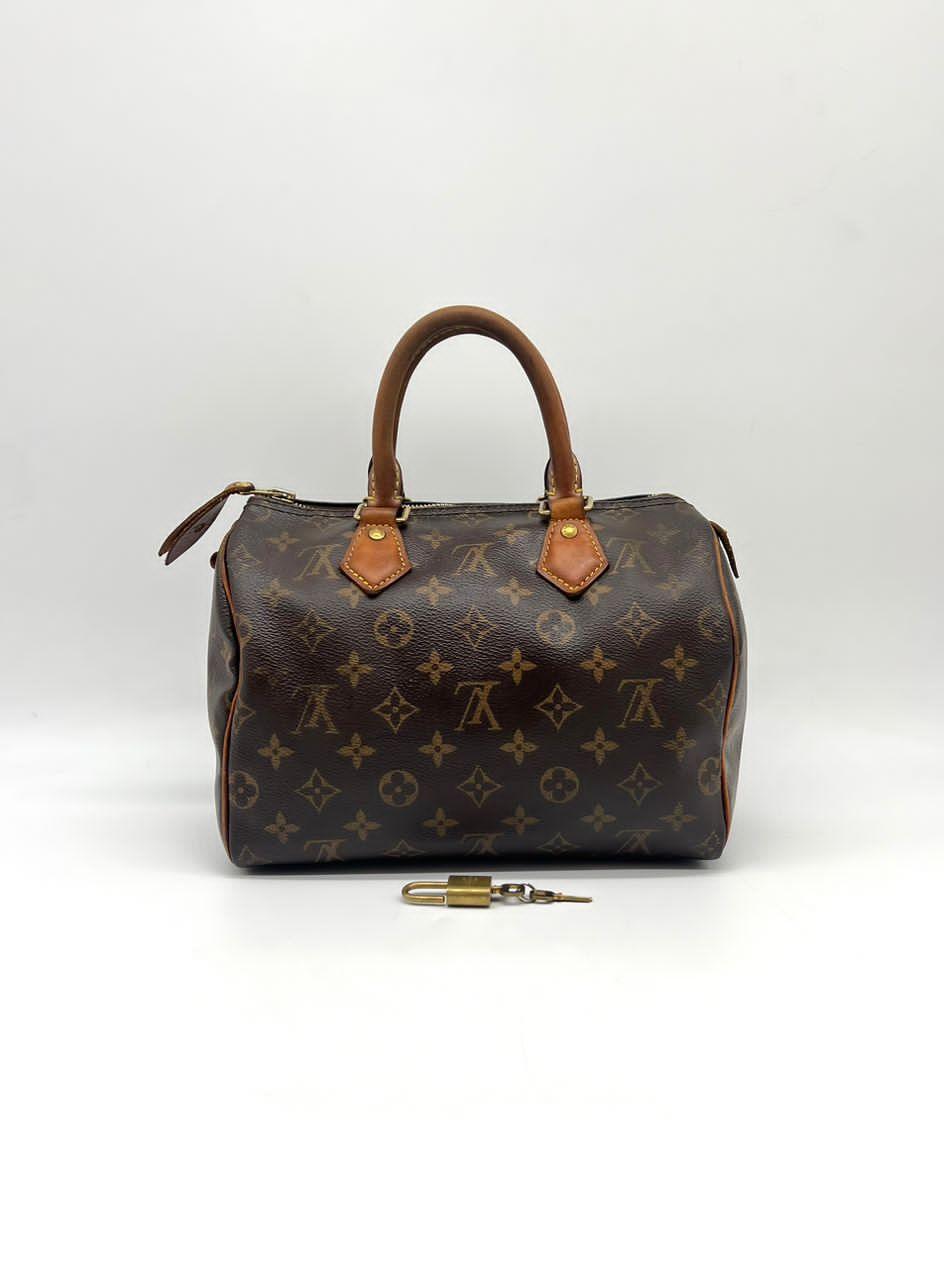 LOUIS VUITTON Monogram Speedy 25 Hand Bag - Reeluxs 