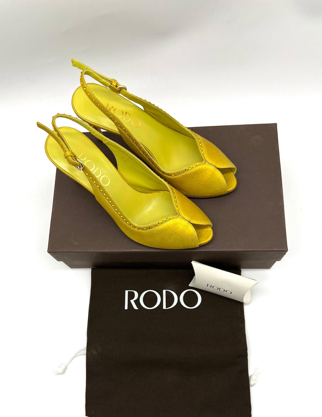 RODO Yellow Sneakers - Reeluxs 