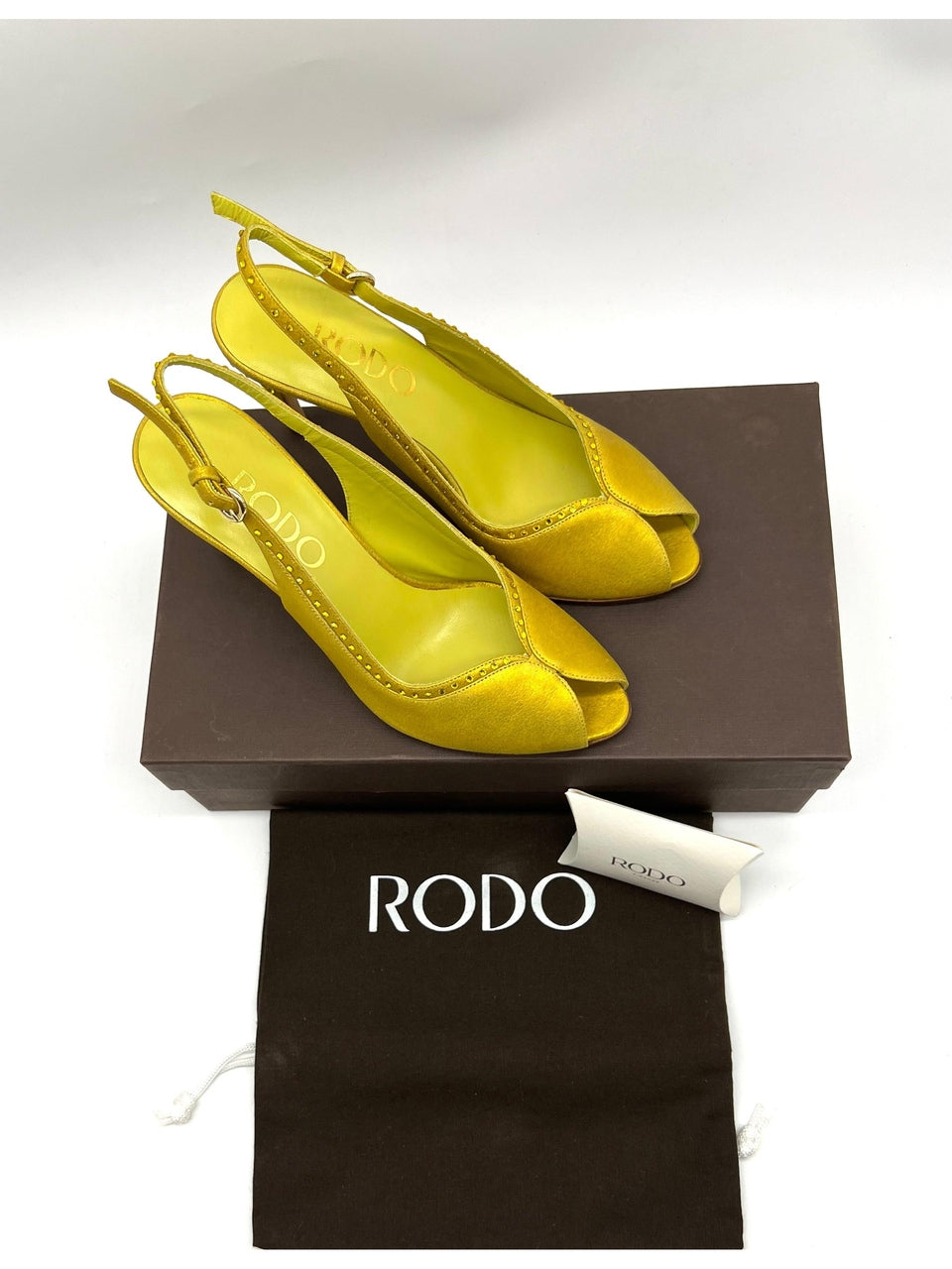 RODO Yellow Sneakers - Reeluxs 