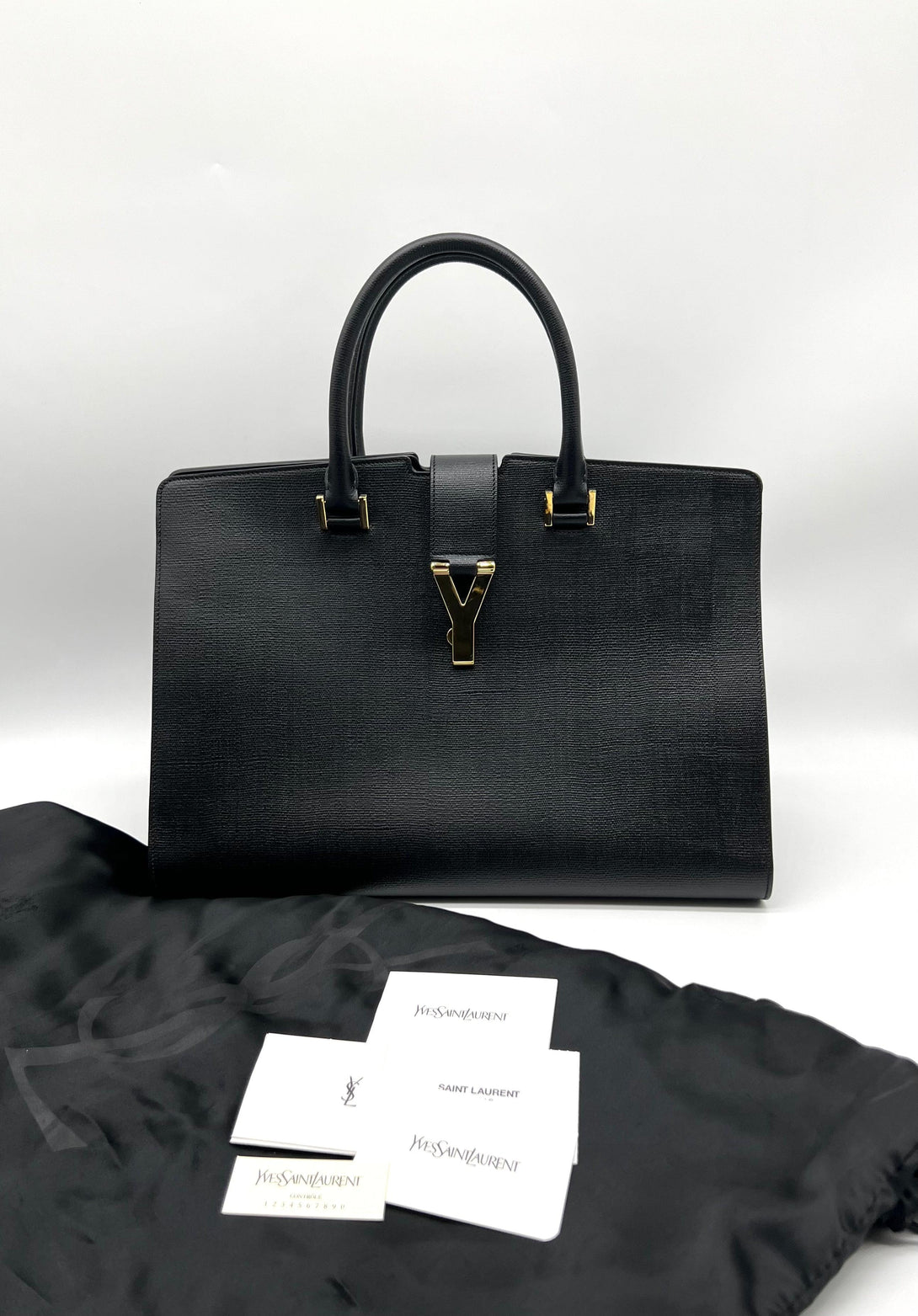 Yves Saint Laurent Black Leather Medium Y Cabas Chyc Tote - Reeluxs 