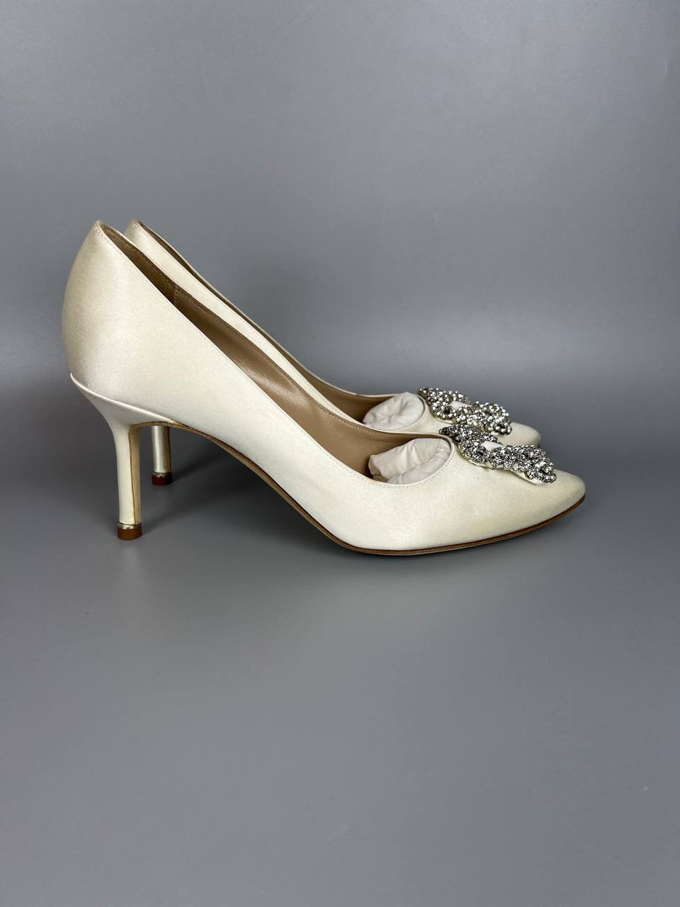 MANOLO BLAHNIK Hangisi Heels